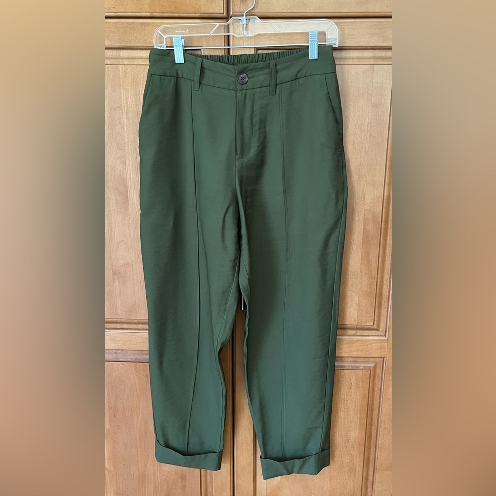 Olive Green Straight Leg Ankle Cuffed Pants - Size 6